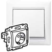 Розетка с/з Legrand Valena Classic 694280